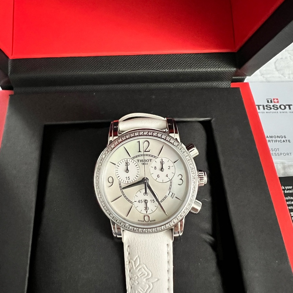 Tissot women’s dressport synthetic leather watch 35mm - Picture 3 of 16